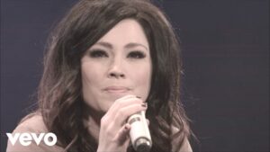 I Am Not Alone by Kari Jobe Mp3 download with Lyrics